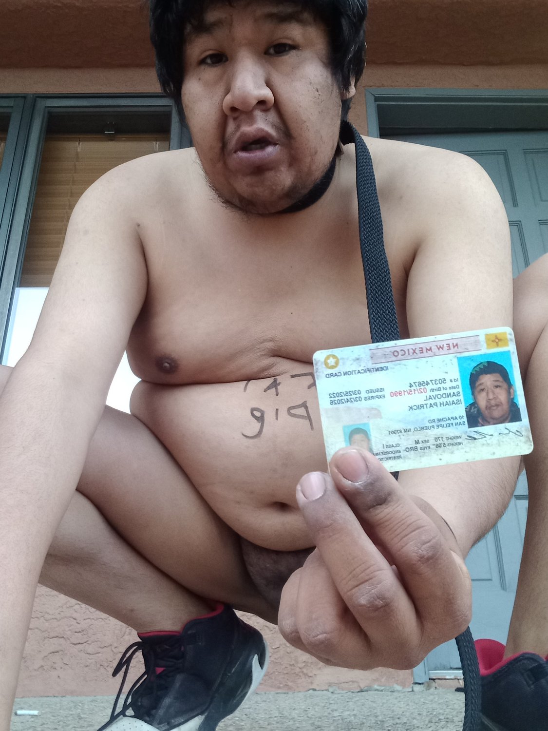 I'm ready for my feeding or walk #Fc7NjxHG