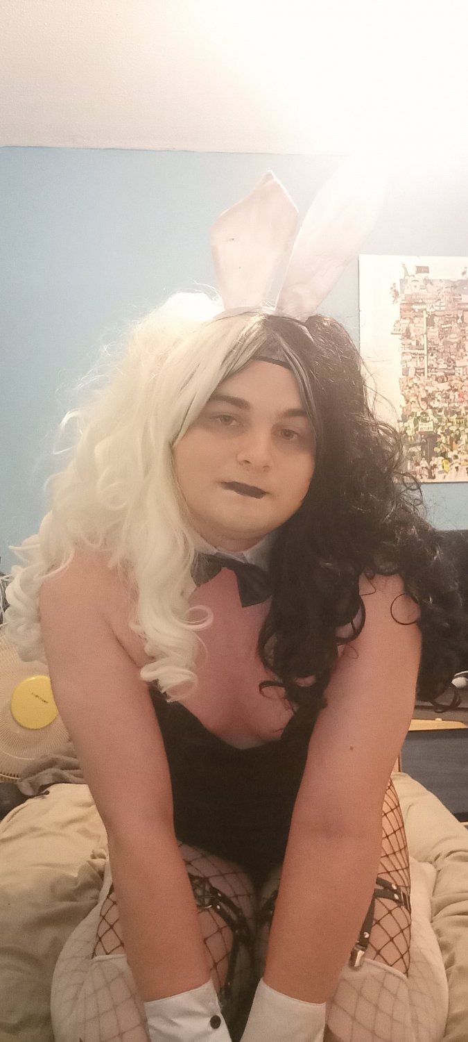 Sissy Goth Bunny kik sissygurl4567 #MOy82dLS